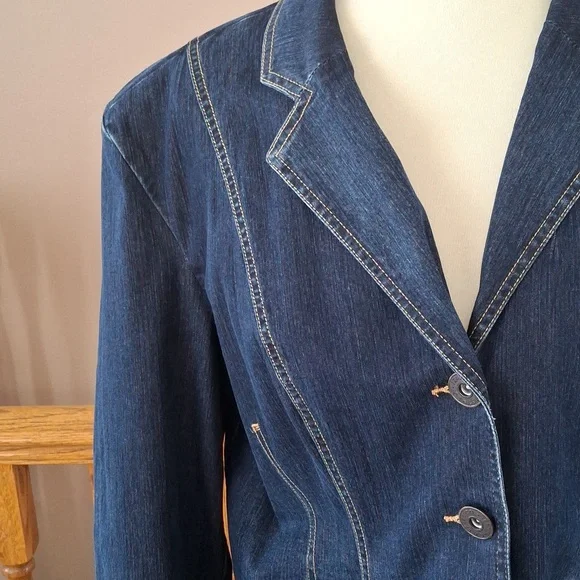 Navy Blue Denim Jacket with Blazer Cut and Relaxed Fit - Picture 2 of 7